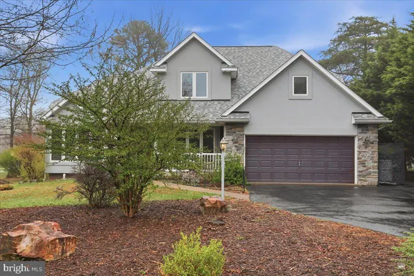 $485,000 | 463 Wampum Lane, Hedgesville, WV 25427