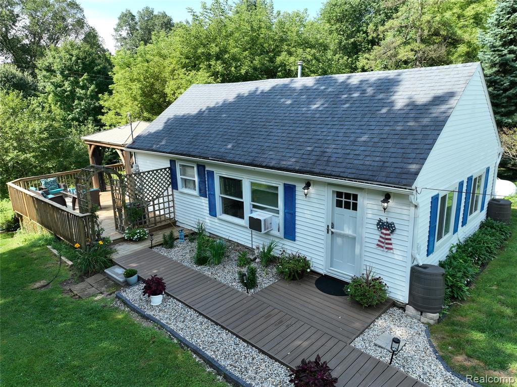 3220 Swarthout Road Pinckney, MI 48169 - Photo 5 of 25