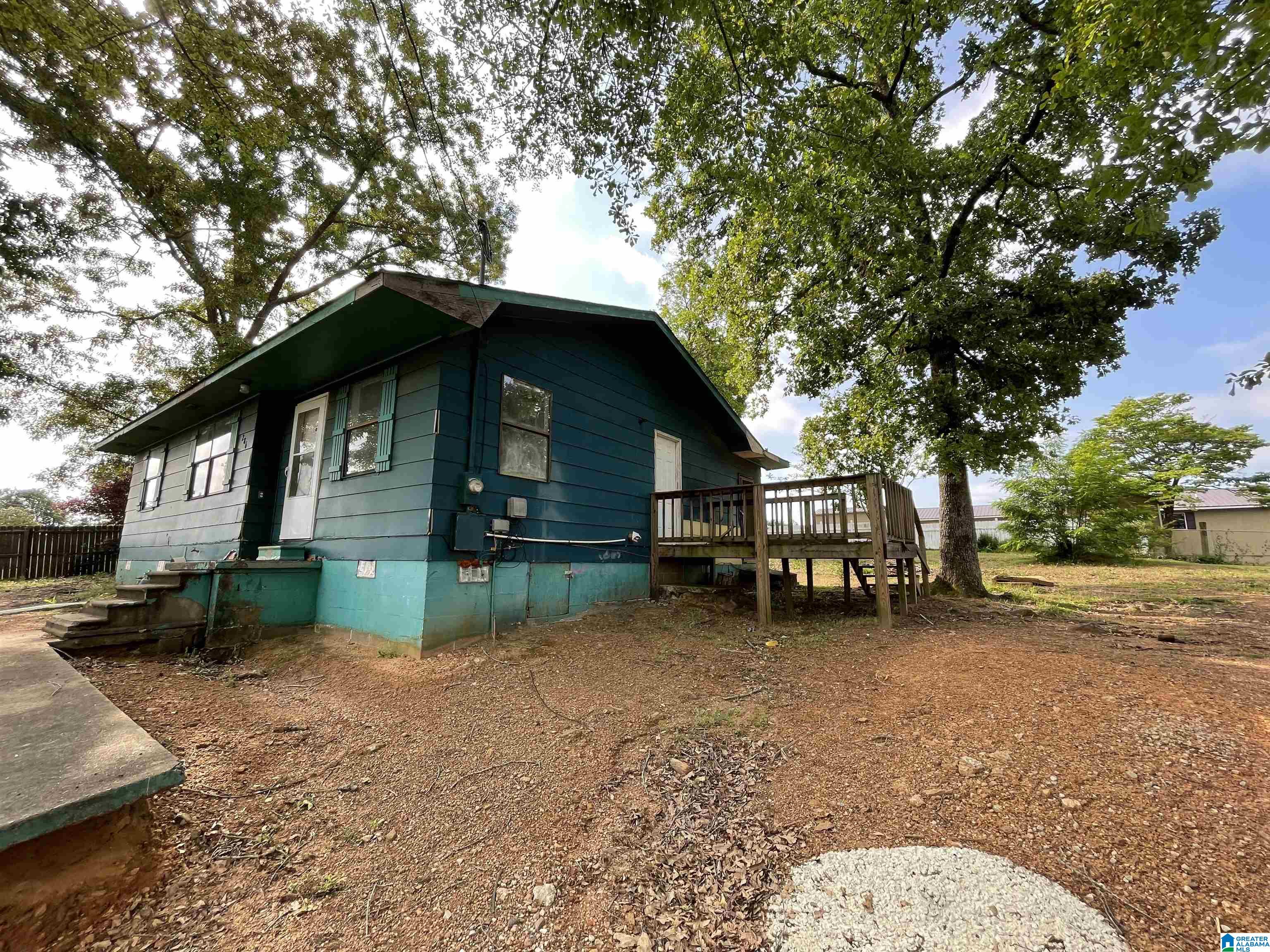 286 Eldred Street Lineville, AL 36266 - Photo 3 of 24
