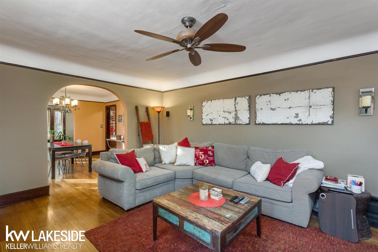 244 West St Clair Street Romeo, MI 48065 - Photo 8 of 22 31333056-7.JPG