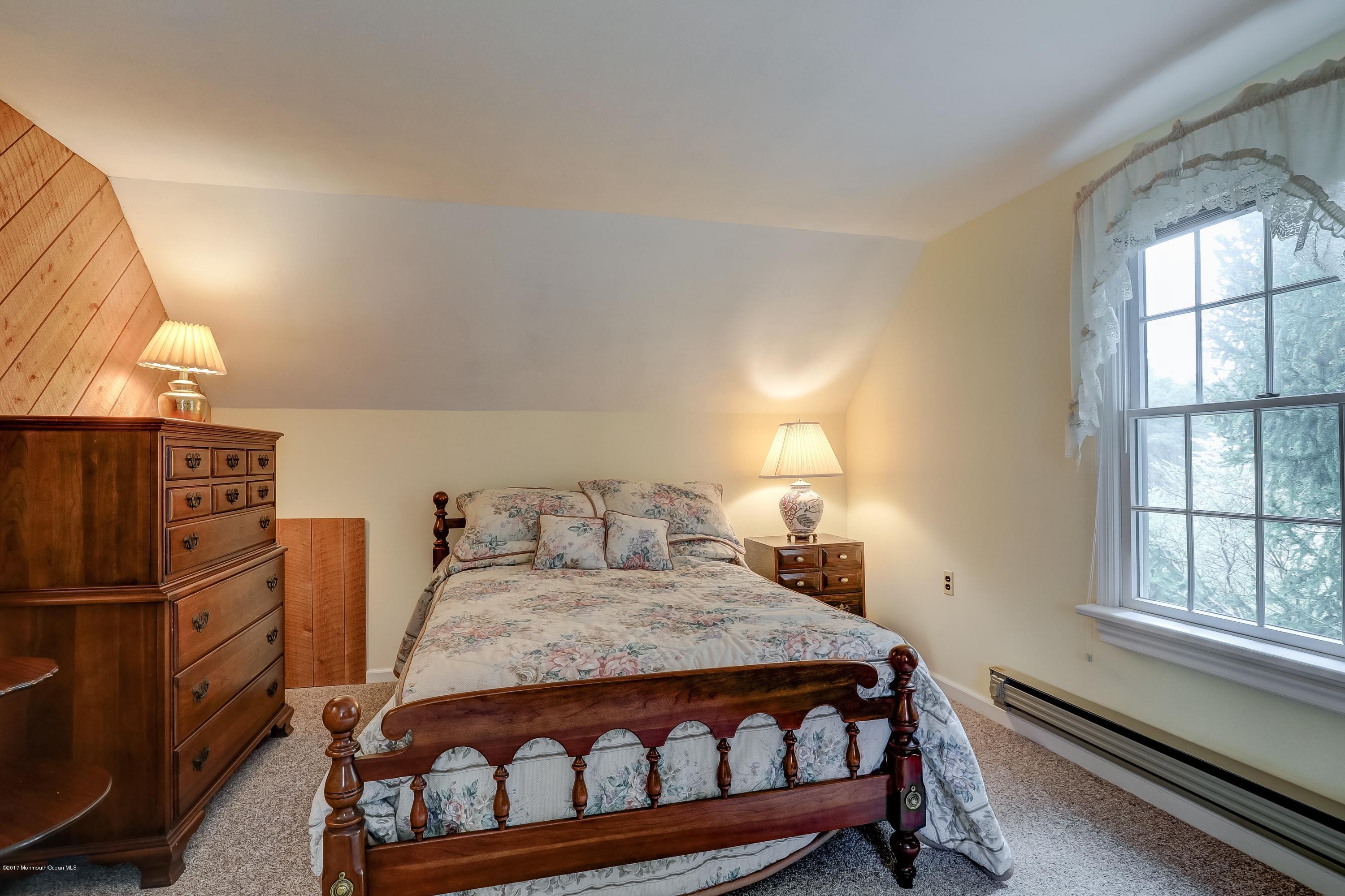 141 Pasadena Road Manchester Township, NJ 08759 - Photo 15 of 28 015_Bedroom