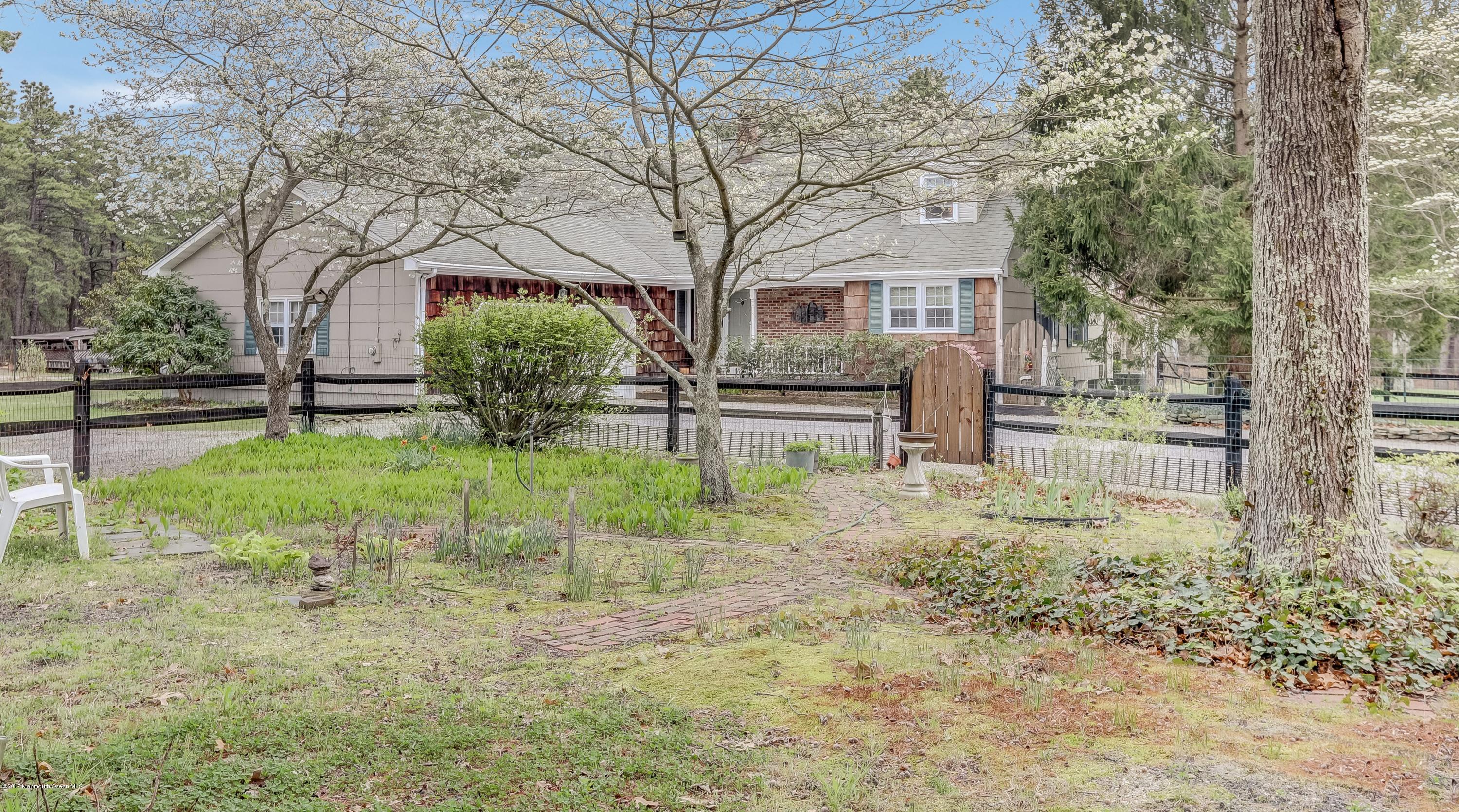 141 Pasadena Road Manchester Township, NJ 08759 - Photo 4 of 28 004_Front View