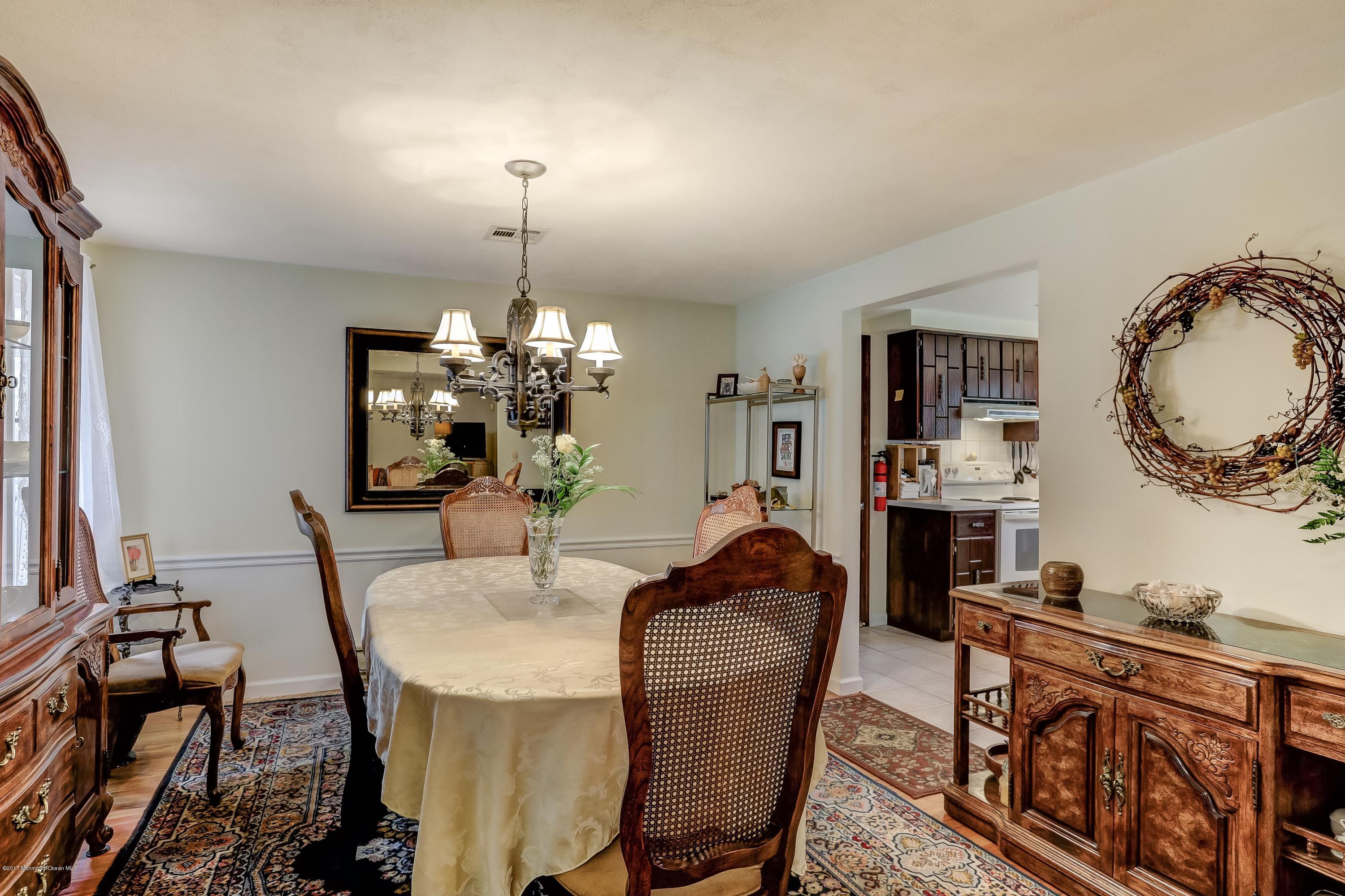 141 Pasadena Road Manchester Township, NJ 08759 - Photo 5 of 28 005_Dining