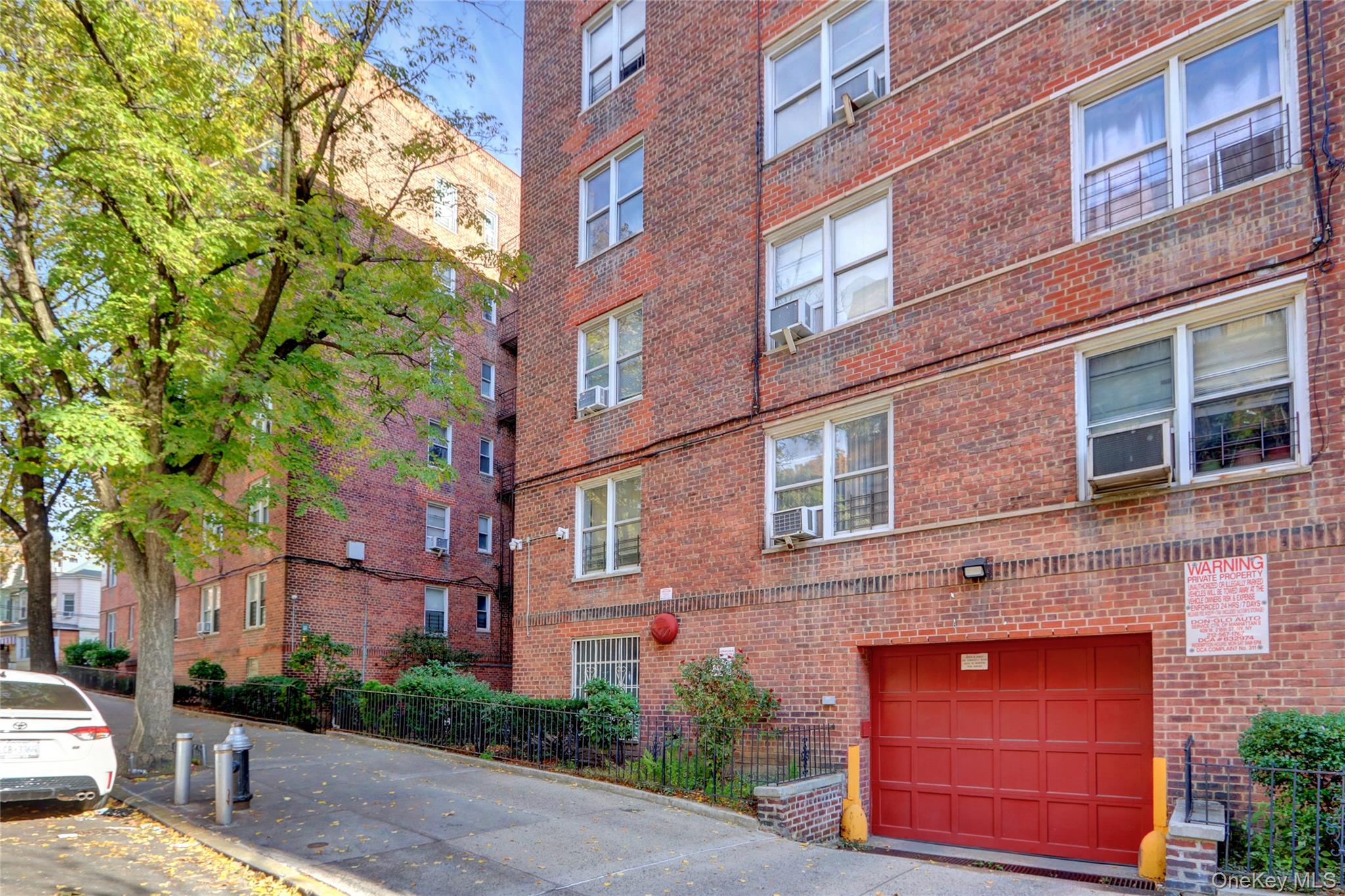 325 East 201st Street, Unit 3J Bronx, NY 10458 - Photo 29 of 33 a building view