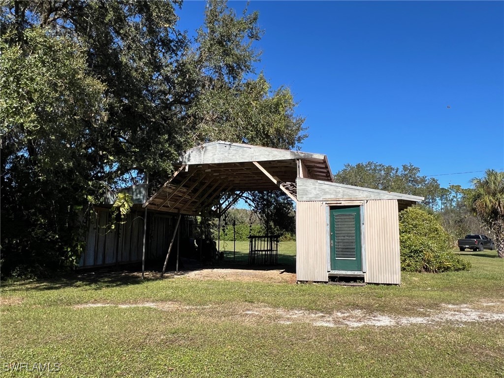 1603 Tom Coker Road LaBelle, FL 33935 - Photo 12 of 18 Gallery Image 12