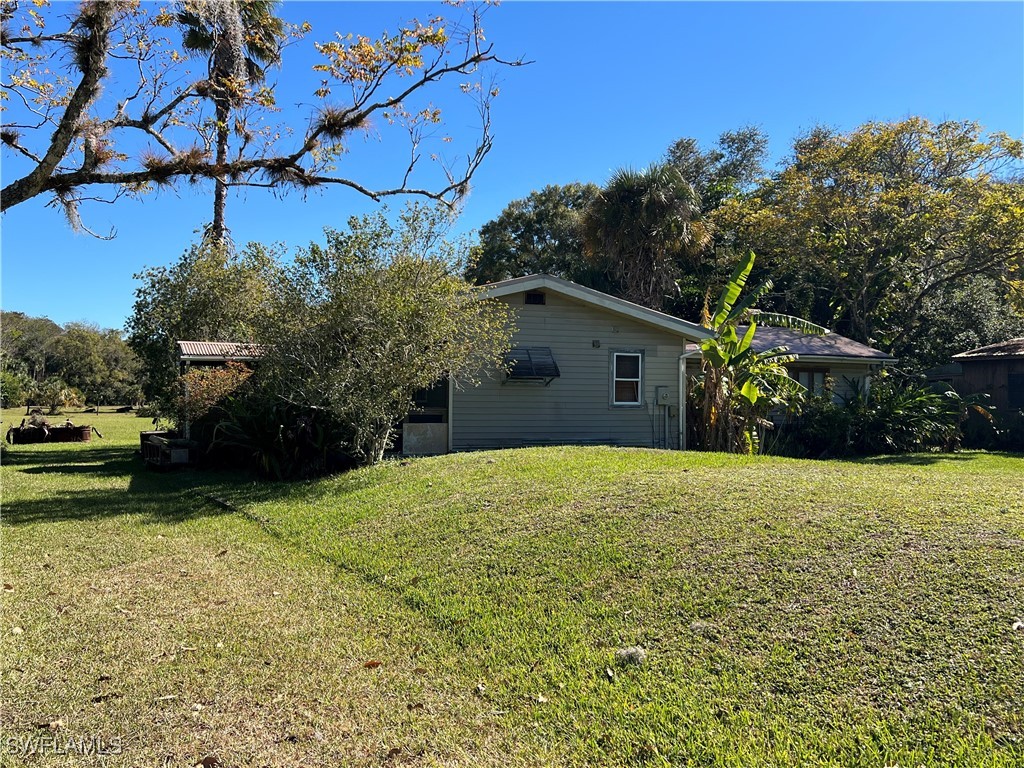 1603 Tom Coker Road LaBelle, FL 33935 - Photo 9 of 18 Gallery Image 9