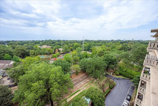 $180,000 | 1960 North Parkway Avenue, Unit 1208, Memphis, TN 38112