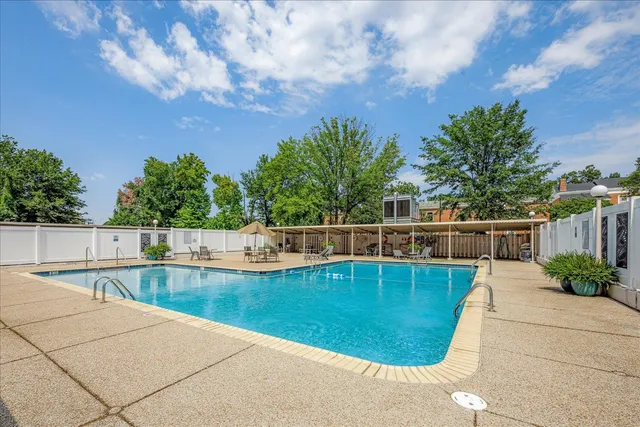 $180,000 | 1960 North Parkway Avenue, Unit 1208, Memphis, TN 38112