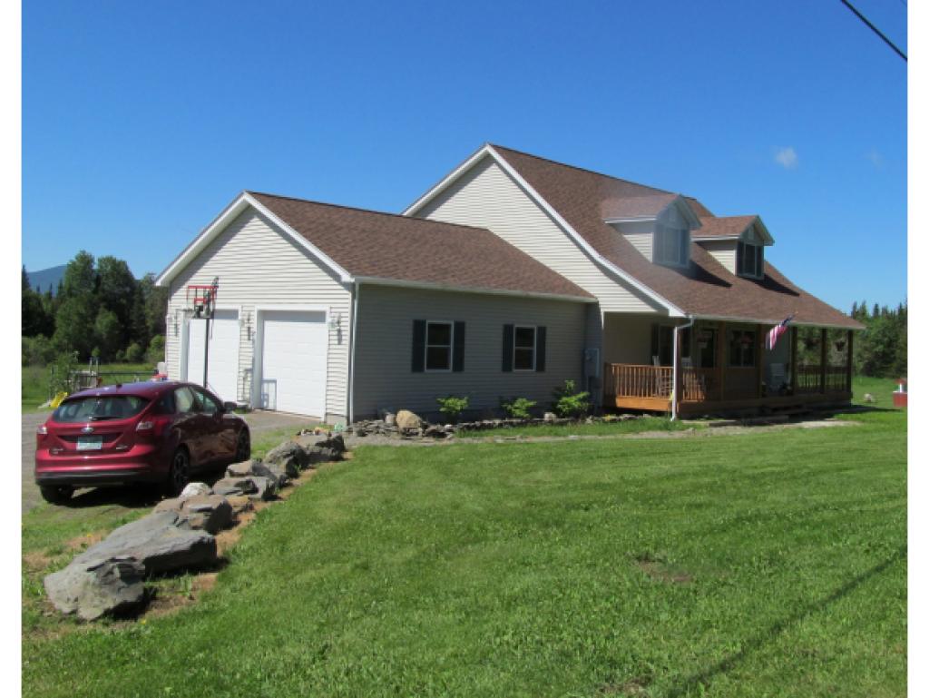386 East Colebrook Road Colebrook, NH 03576 - Photo 3 of 36