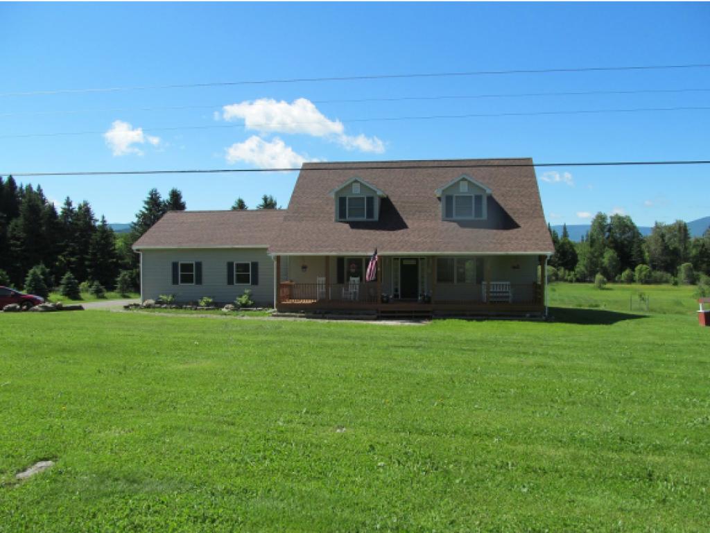 386 East Colebrook Road Colebrook, NH 03576 - Photo 6 of 36