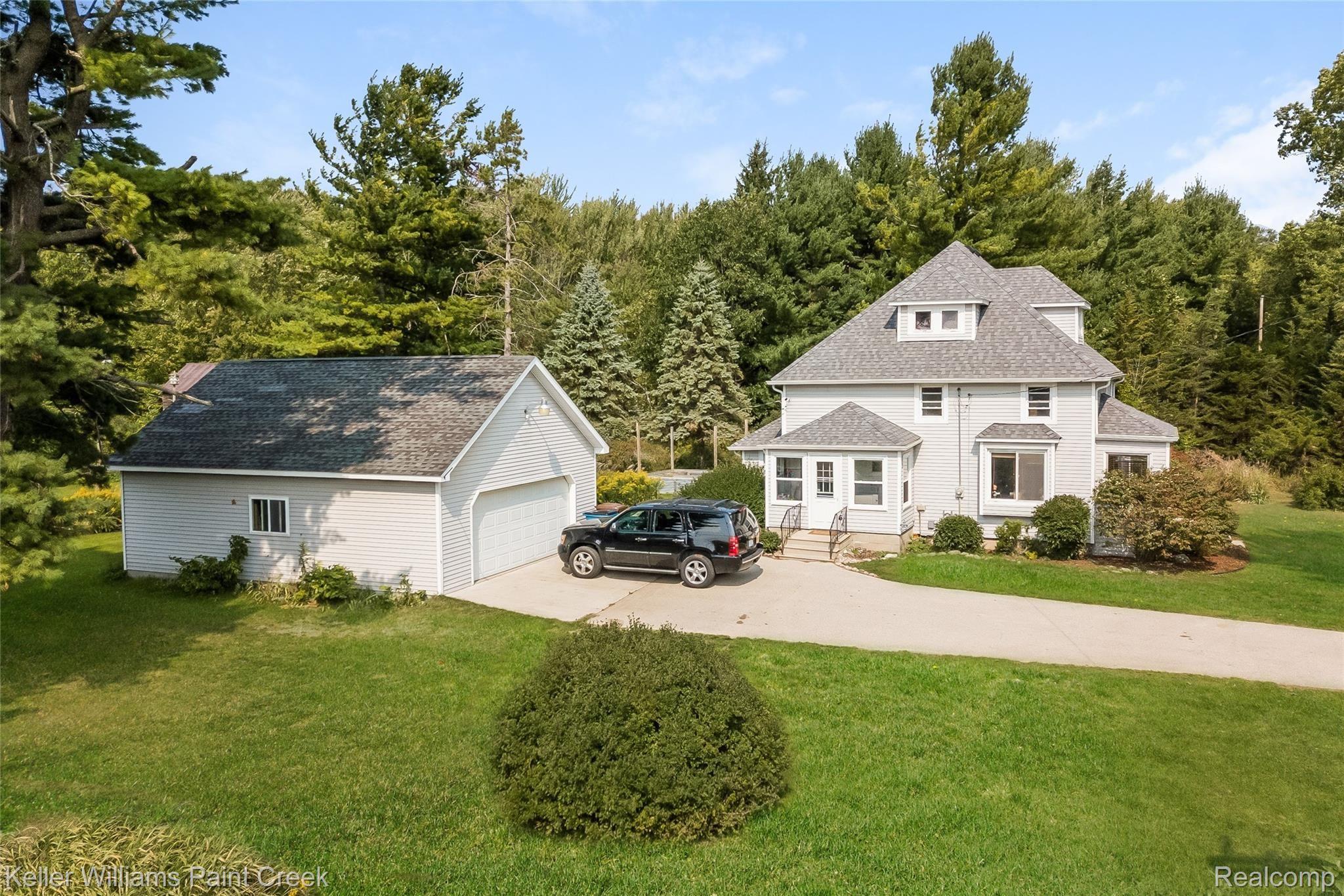2448 Husak Road Standish, MI 48658 - Photo 5 of 48 005-photo--8603191.jpg
