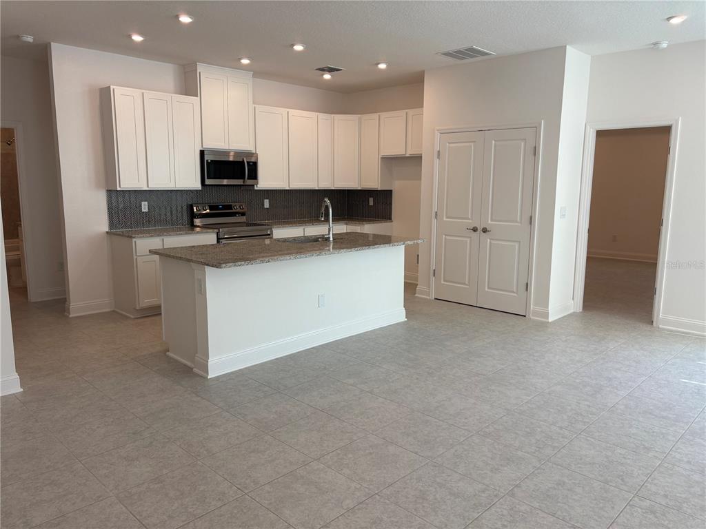 66 Enclave Avenue Palm Coast, FL 32164 - Photo 3 of 30