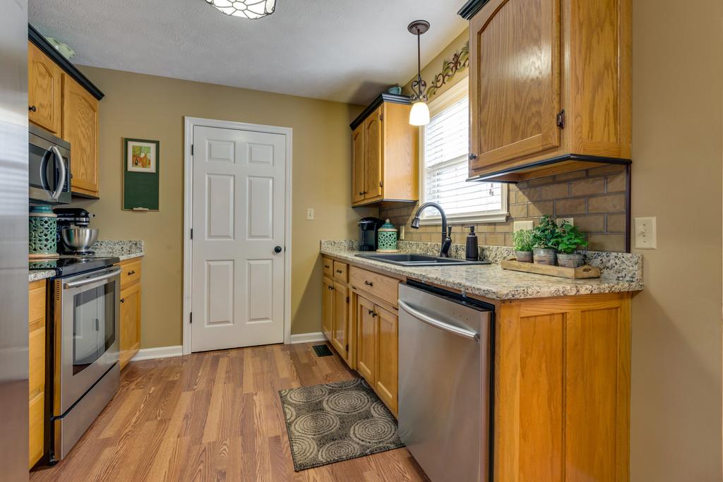 373 Overhead Bridge Road Hampshire, TN 38461 - Photo 12 of 30 Gallery Image 12