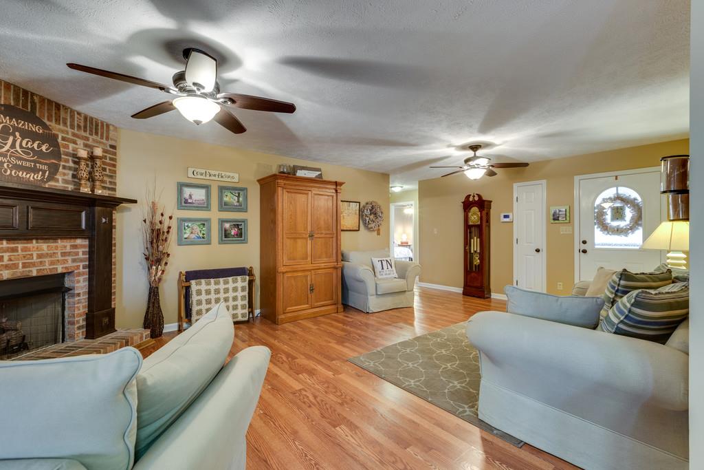 373 Overhead Bridge Road Hampshire, TN 38461 - Photo 5 of 30 Gallery Image 5