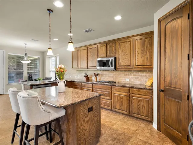 $3,800 | 214 Crestbrook Drive, Rockwall, TX 75087