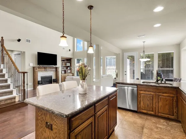 $3,800 | 214 Crestbrook Drive, Rockwall, TX 75087