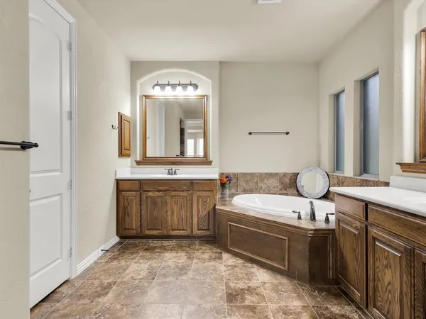 $3,800 | 214 Crestbrook Drive, Rockwall, TX 75087