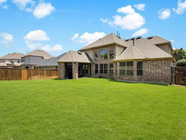 $3,800 | 214 Crestbrook Drive, Rockwall, TX 75087