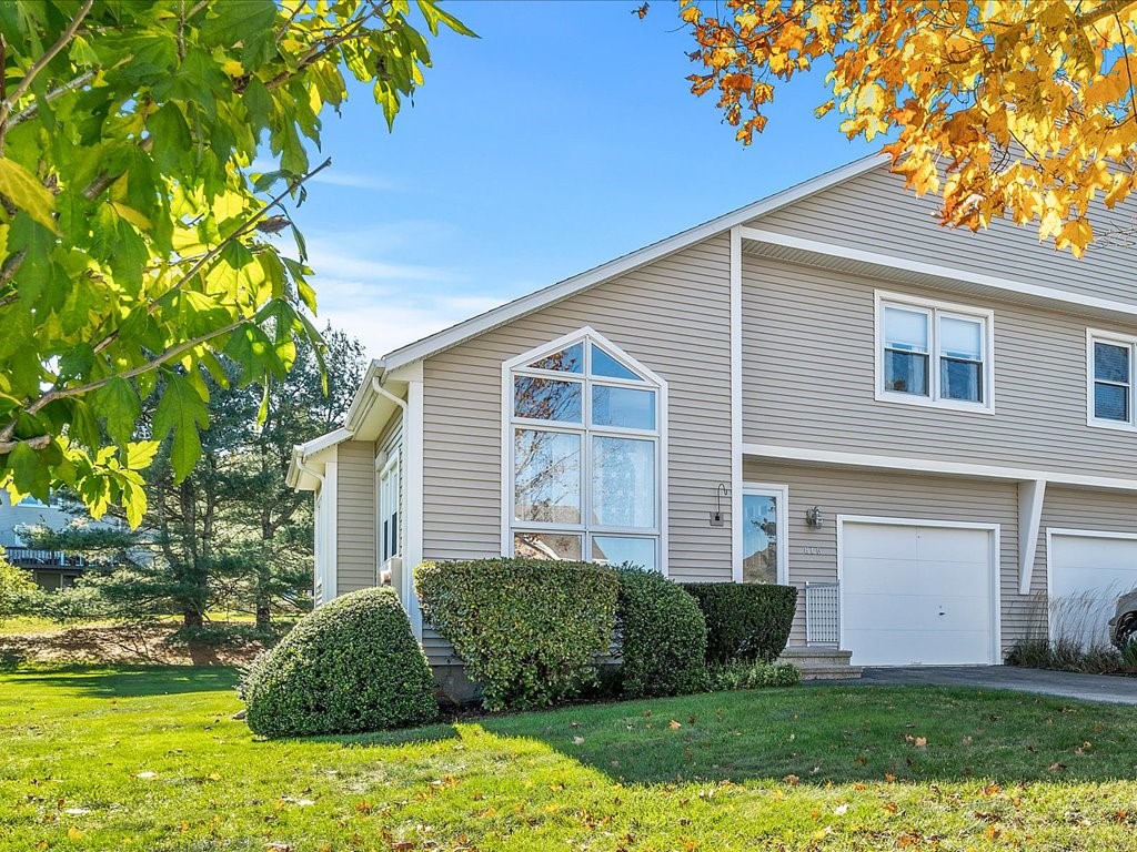 81 Quannacut Road, Unit B Westerly, RI 02891 - Photo 2 of 20