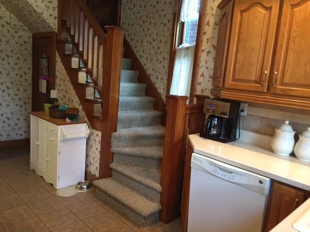 409 Ridgewood Avenue West View, PA 15229 - Photo 9 of 21 Gallery Image 9