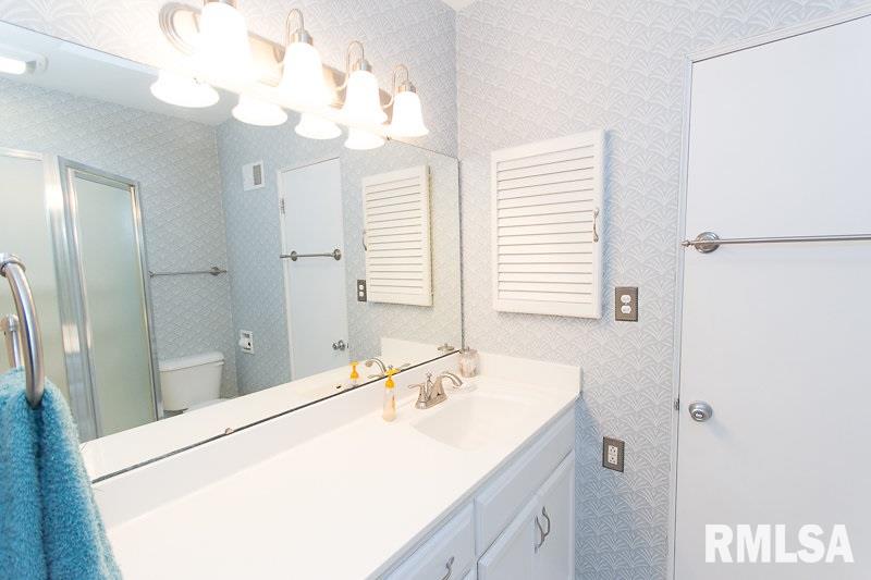 5199 North Prospect Road Peoria Heights, IL 61616 - Photo 17 of 36 Gallery Image 17