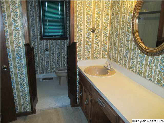 2910 Arkadelphia Road Hayden, AL 35079 - Photo 13 of 31