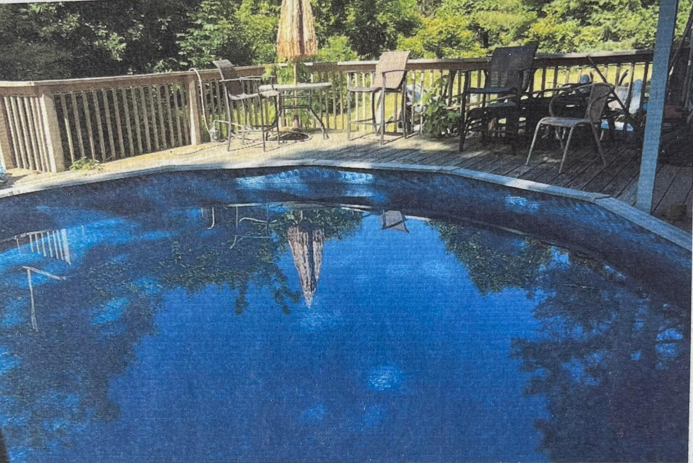 6346 Clark State Road Columbus, OH 43230 - Photo 41 of 42 Pool