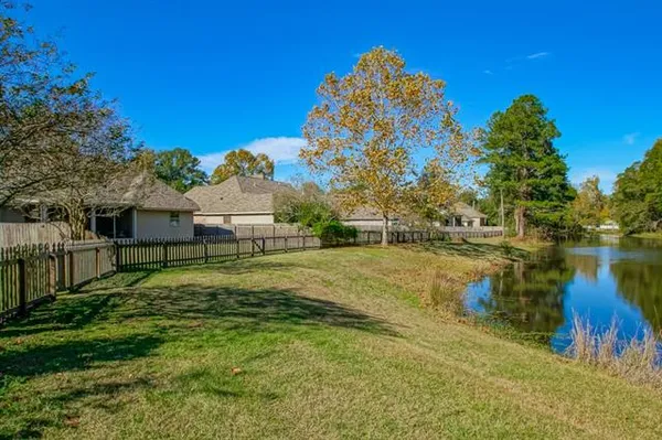 $385,000 | 161 Wood Thrush Drive, Madisonville, LA 70447