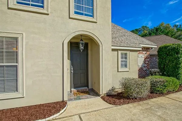 $385,000 | 161 Wood Thrush Drive, Madisonville, LA 70447