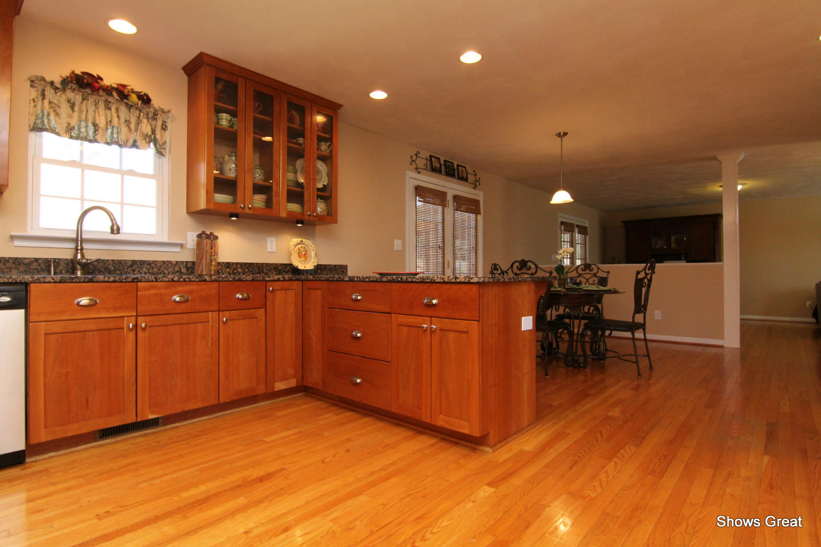 712 Ridgecrest Lane Roanoke, VA 24019 - Photo 12 of 30 IMG_2911