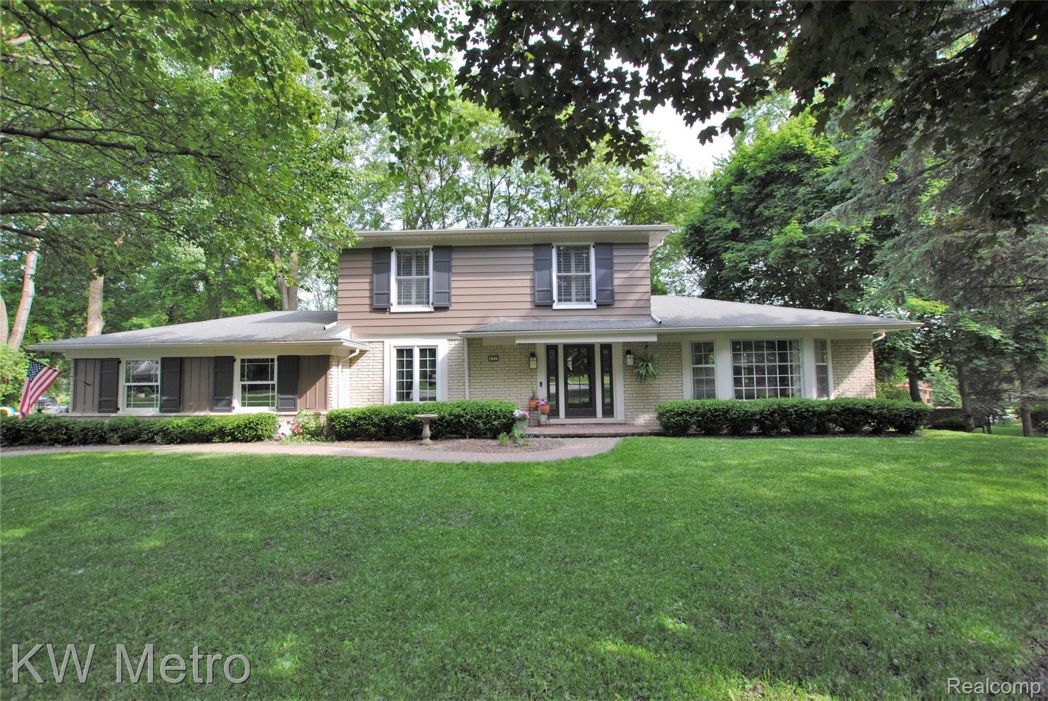 402 Millstone Court Rochester, MI 48309 - Photo 41 of 42 DSC_0002 (2).JPG