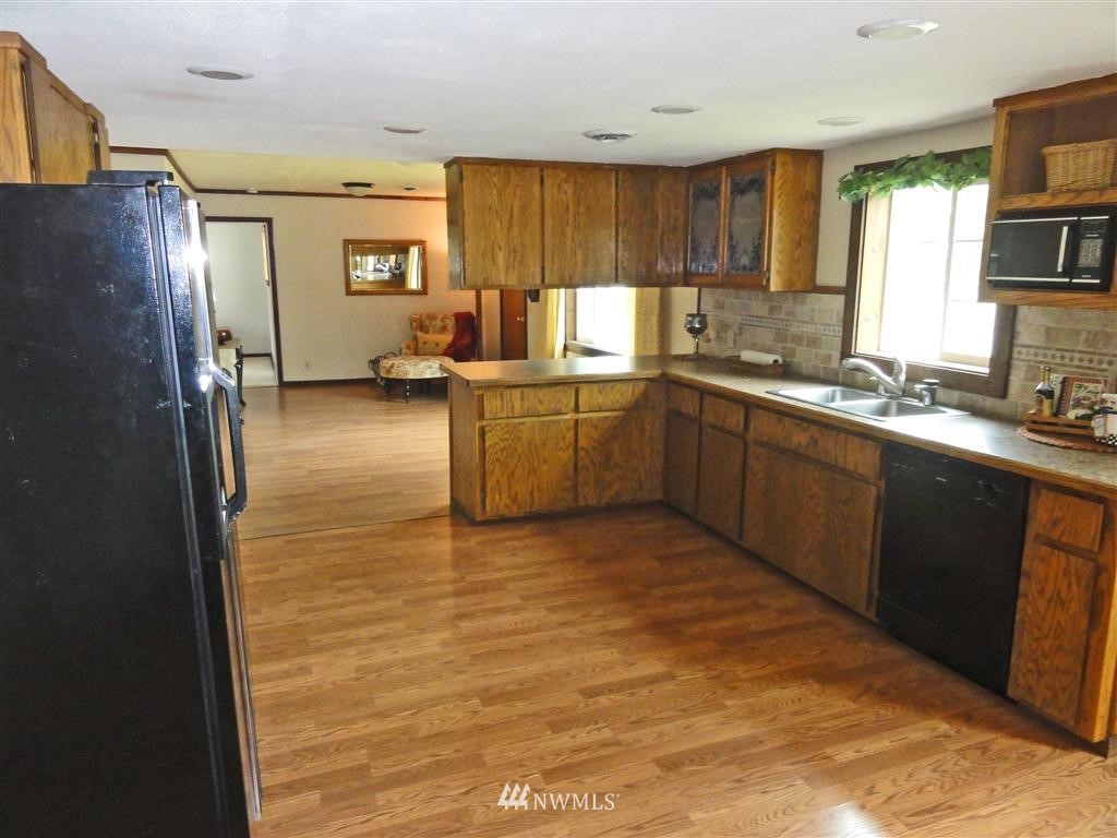 132 Kindle Road Randle, WA 98377 - Photo 3 of 21 Gallery Image 3