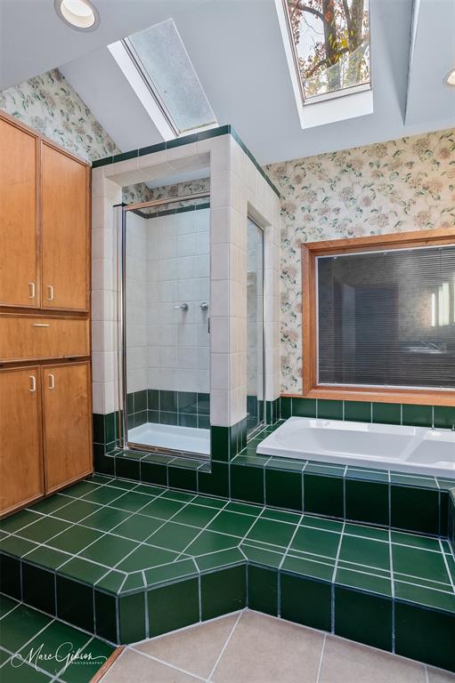 400 Southfield Road Shreveport, LA 71106 - Photo 19 of 30 a house view with a backyard space