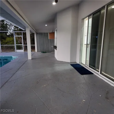 $2,300 | 1117 Cleveland Avenue, Lehigh Acres, FL 33972