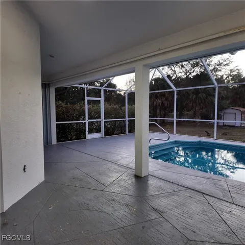 $2,300 | 1117 Cleveland Avenue, Lehigh Acres, FL 33972