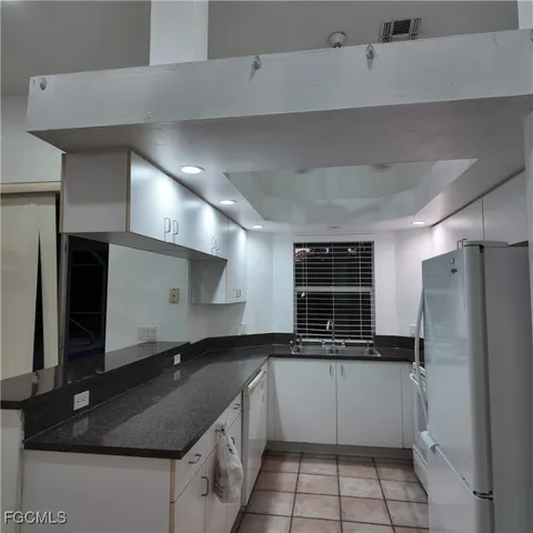 $2,300 | 1117 Cleveland Avenue, Lehigh Acres, FL 33972