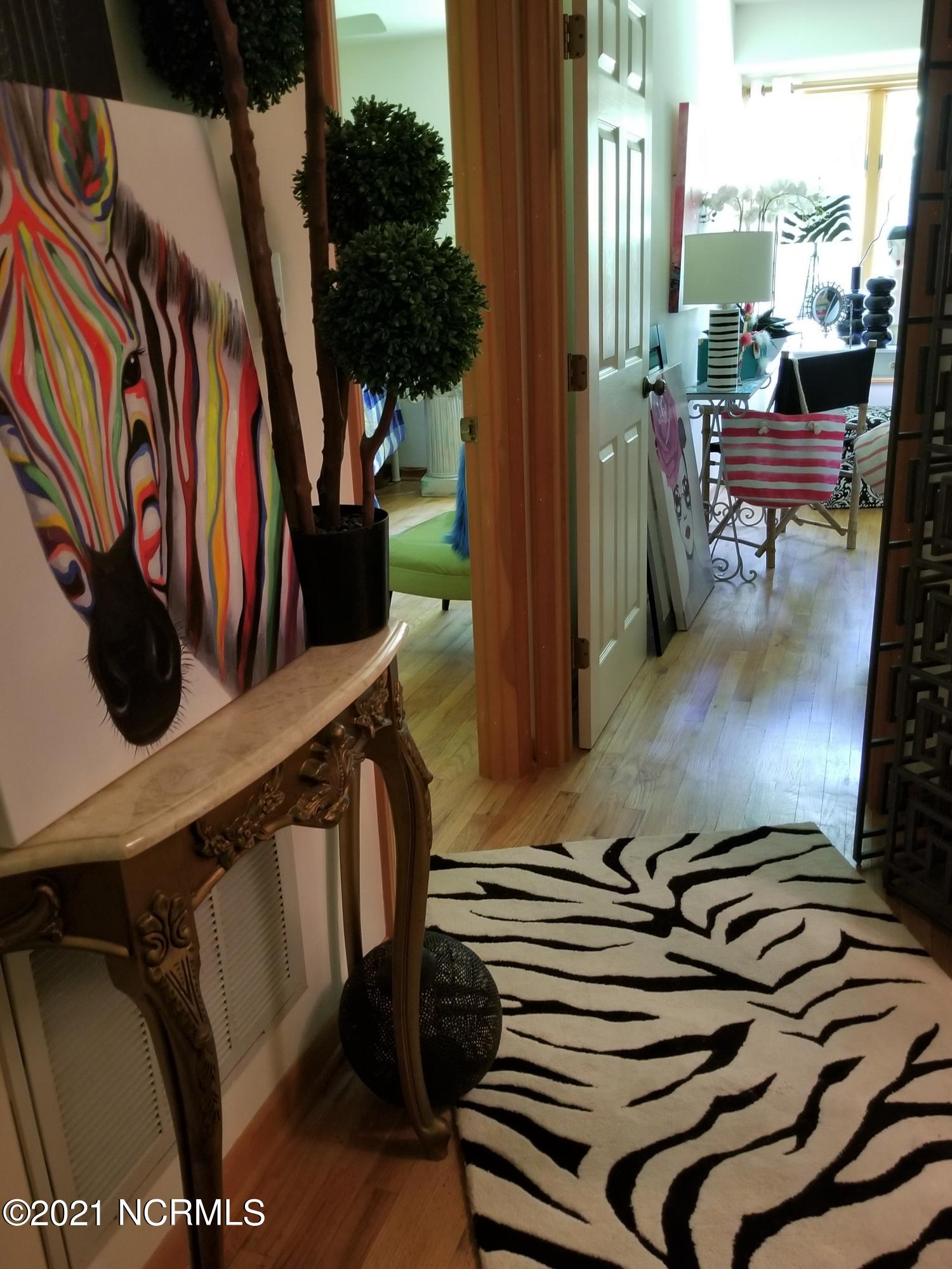 541 Indian Branch Road Rocky Mount, NC 27804 - Photo 29 of 42 Hallway between bedrooms