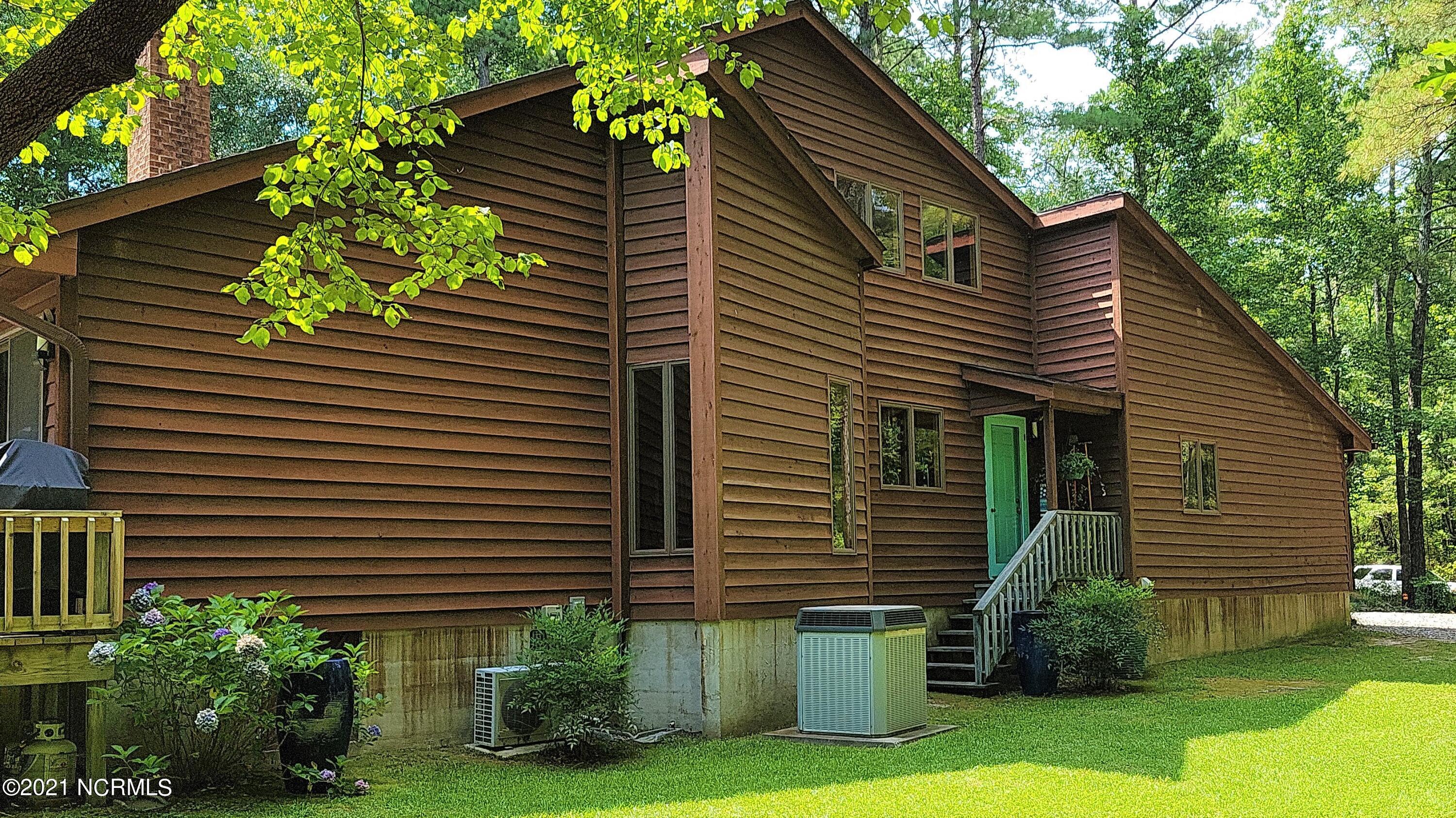 541 Indian Branch Road Rocky Mount, NC 27804 - Photo 8 of 42 Left side of home