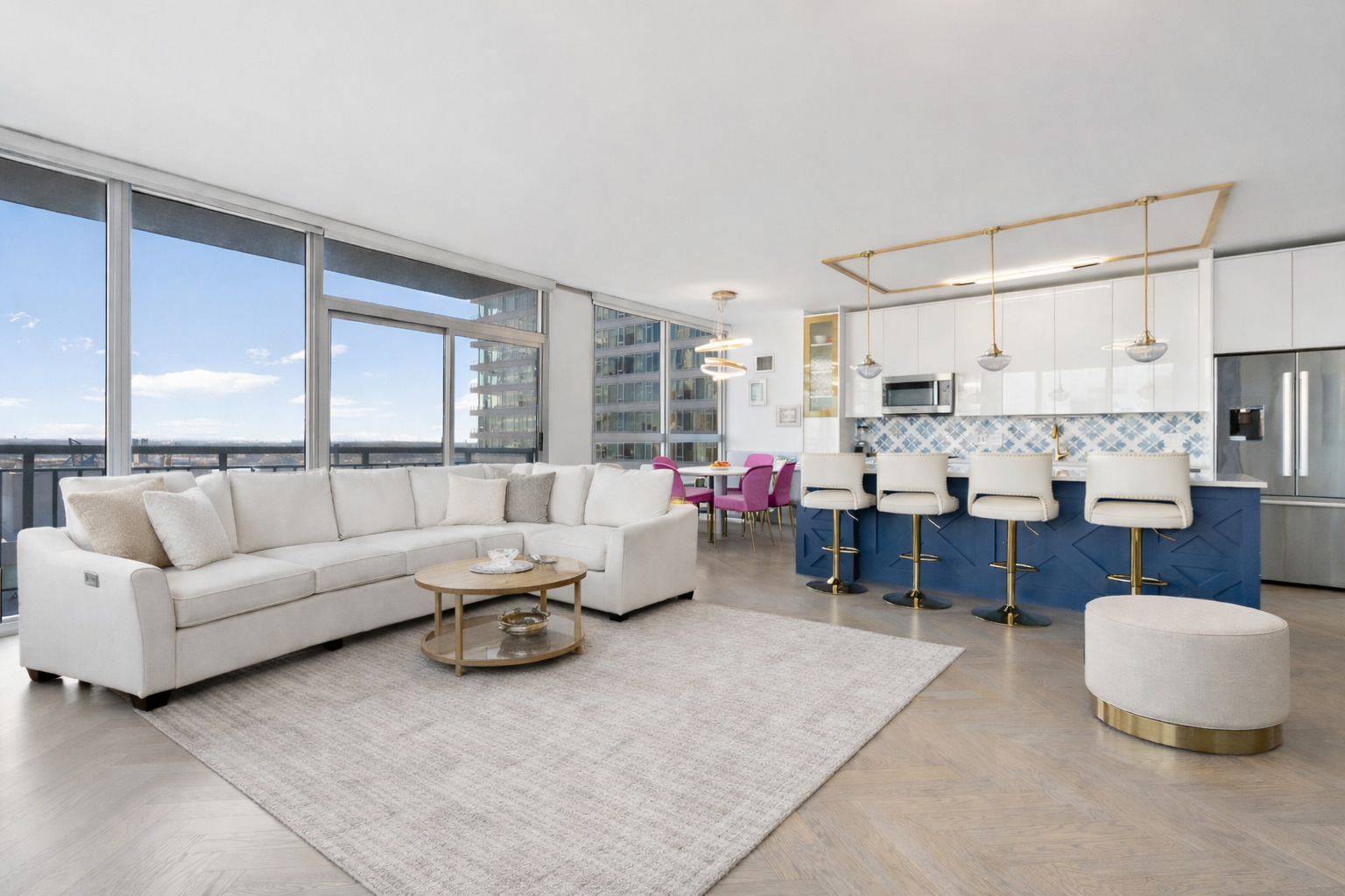 701 South Wells Street, Unit 2303 Chicago, IL 60607 - Photo 4 of 24