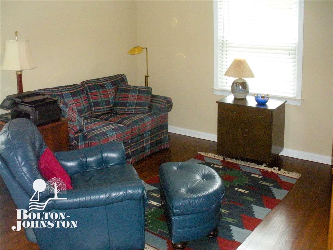1450 Torrey Road Grosse Pointe, MI 48236 - Photo 17 of 30 First Floor Bedroom/Den