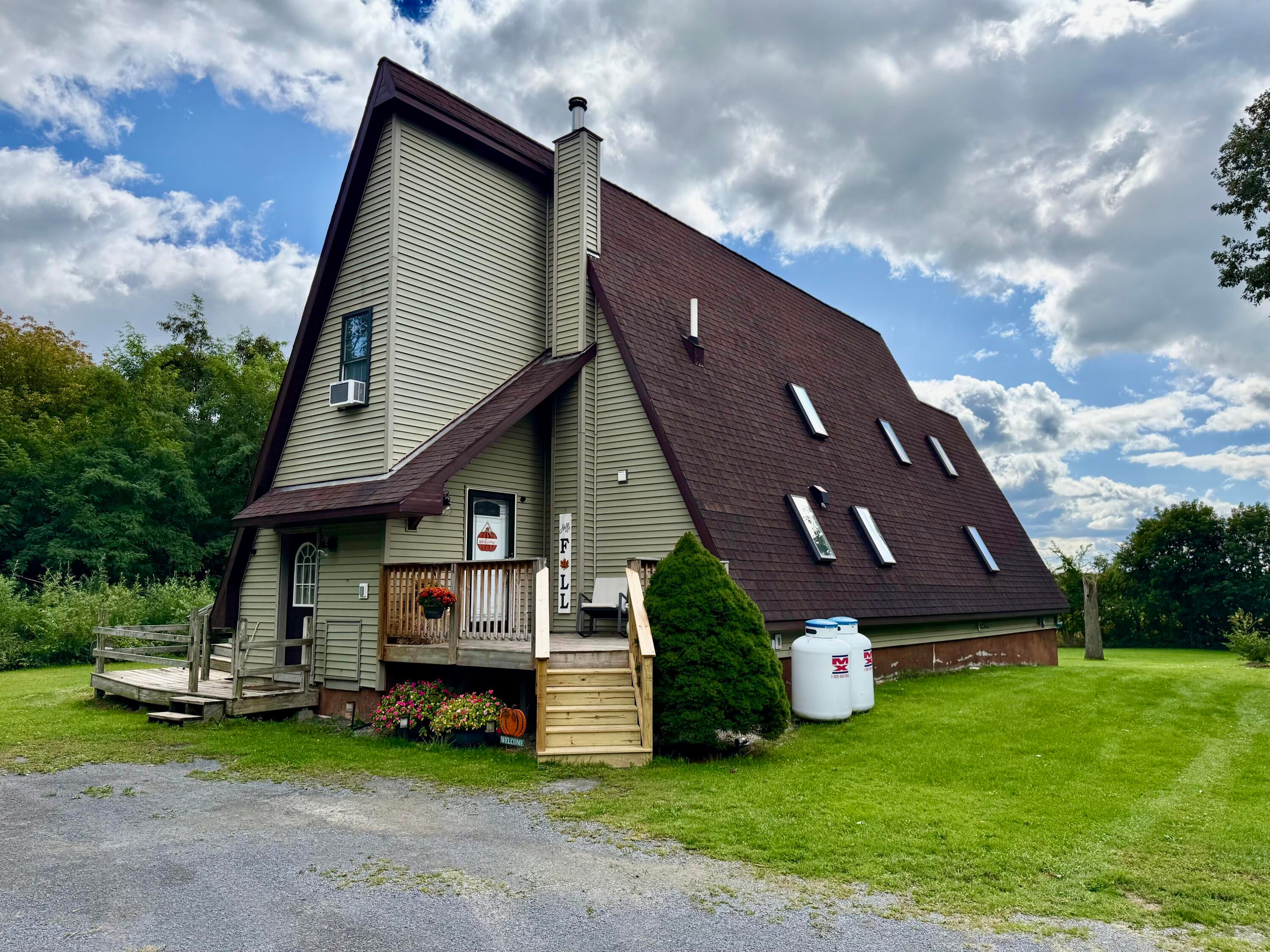 589 Perry Mills Road Champlain, NY 12919 - Photo 2 of 39 Gallery Image 2