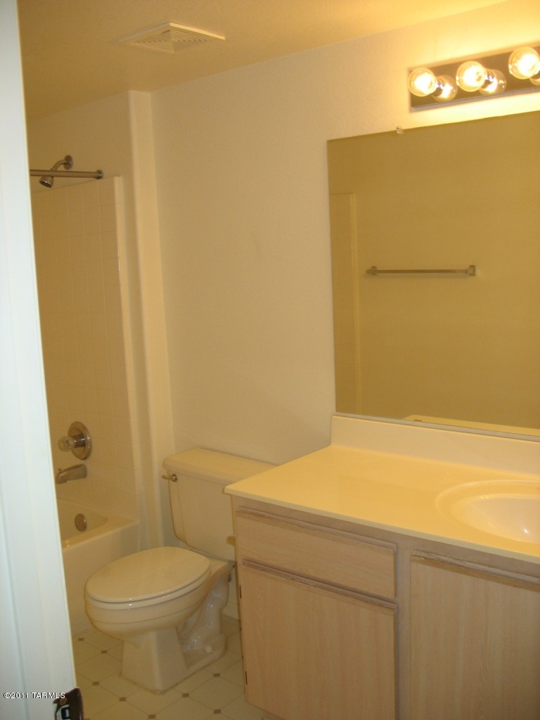 5751 North Kolb Road, Unit 33108 Tucson, AZ 85750 - Photo 6 of 10