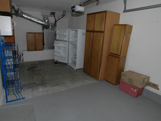 2920 Highlands Way Spring Valley, CA 91977 - Photo 13 of 25 INSIDE GARAGE