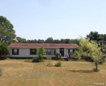 7240 North 11 Road Mesick, MI 49668 - Photo 1 of 4 7092582720 Front view.jpg