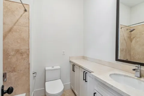 $1,250,000 | 815 East 27th Street, Houston, TX 77009