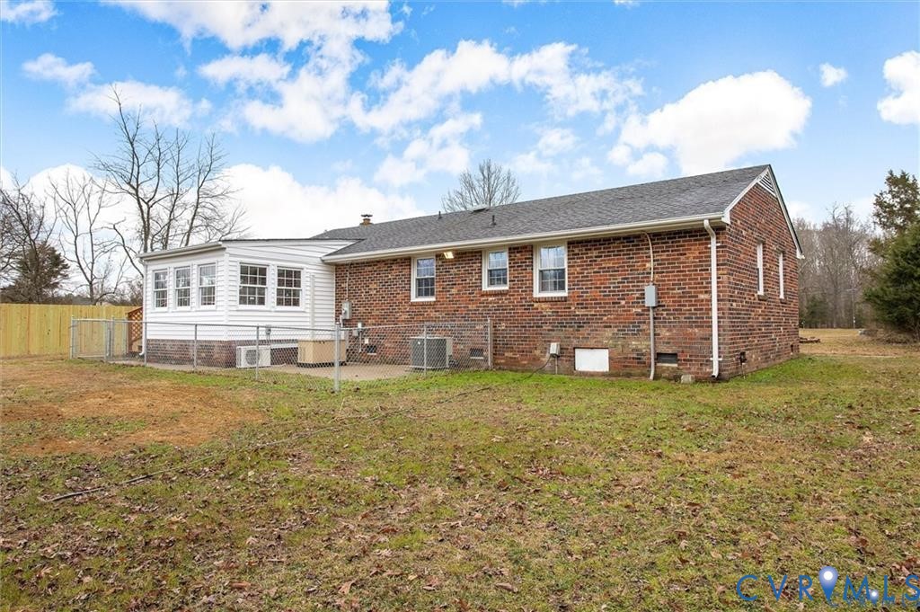 4192 Range Road Mechanicsville, VA 23111 - Photo 8 of 36 a view of a house with a yard