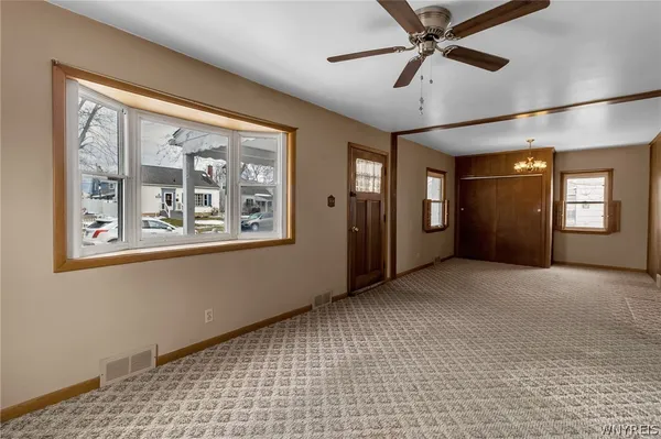 $199,000 | 275 Mapleview Drive, Tonawanda, NY 14150