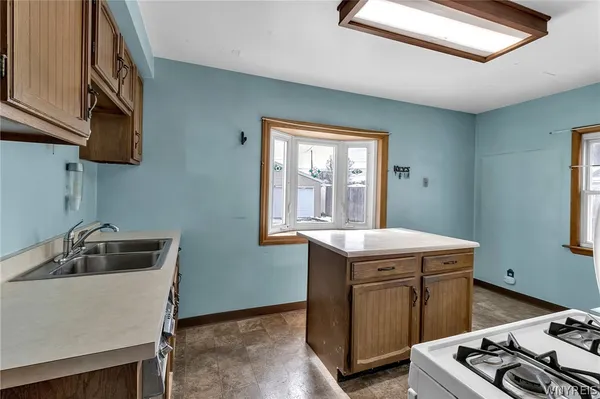 $199,000 | 275 Mapleview Drive, Tonawanda, NY 14150