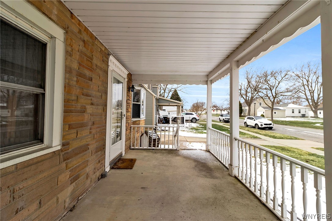 275 Mapleview Drive Tonawanda, NY 14150 - Photo 6 of 47