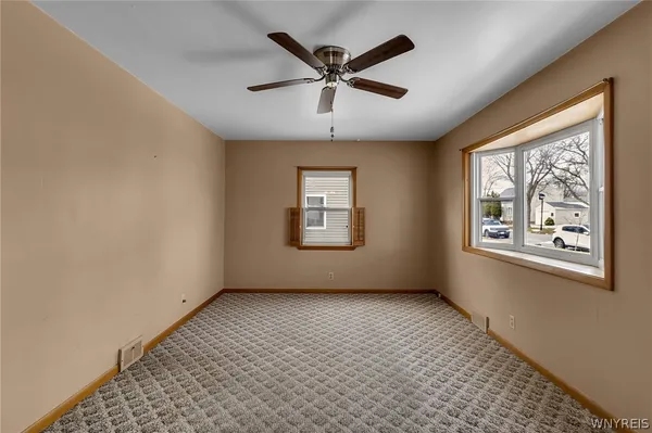 $199,000 | 275 Mapleview Drive, Tonawanda, NY 14150